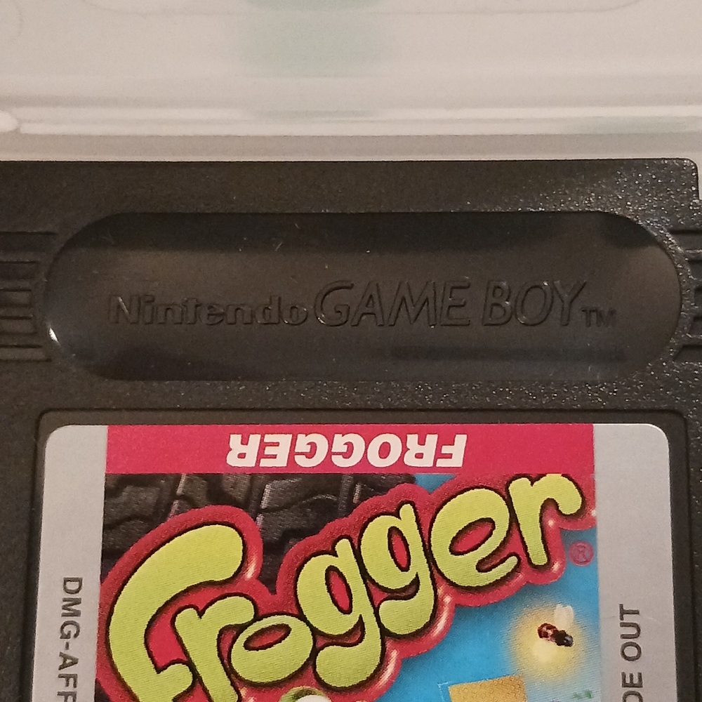 Gameboy FROGGER Game - Picture 2 of 3